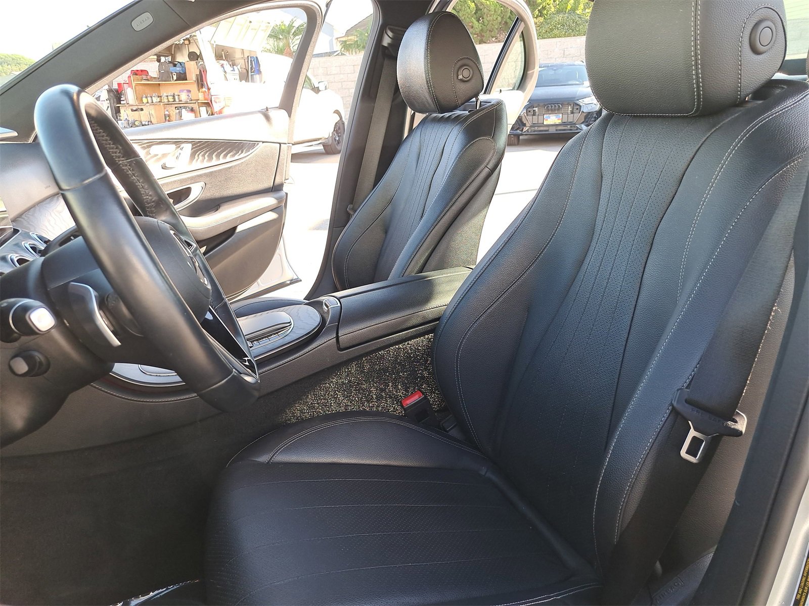 Used 2022 Mercedes-Benz E 350 Sedan w/ AMG Line Exterior image 15