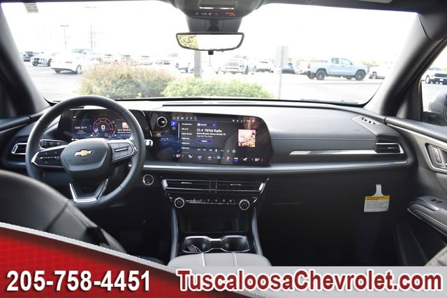 New 2026 Chevrolet Traverse LT w/ Driver Confidence Package FWD image 3