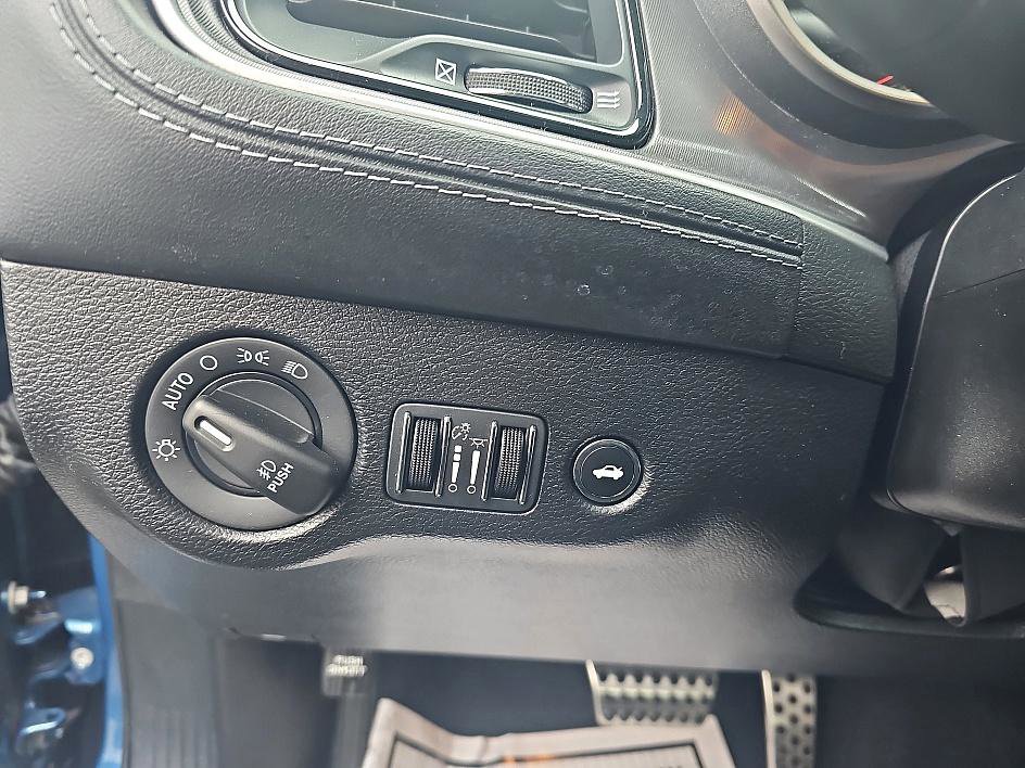 Used 2022 Dodge Challenger R/T Scat Pack w/ Plus Package image 18