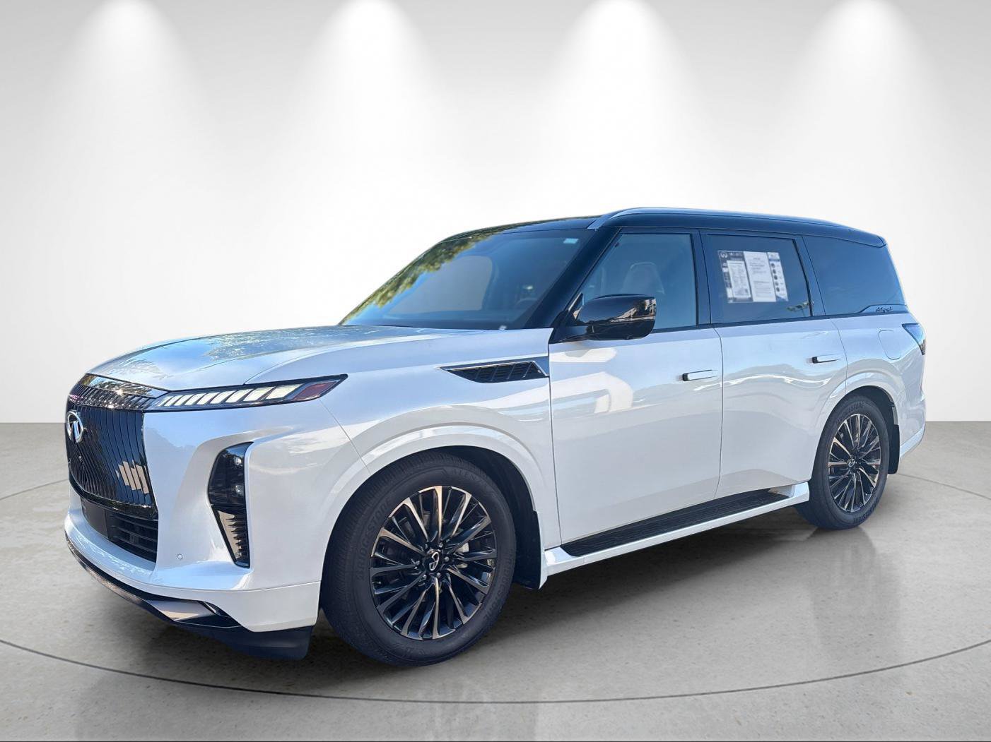 Used 2026 INFINITI QX80 Autograph w/ Premium Cargo Package AWD/4WD image 1