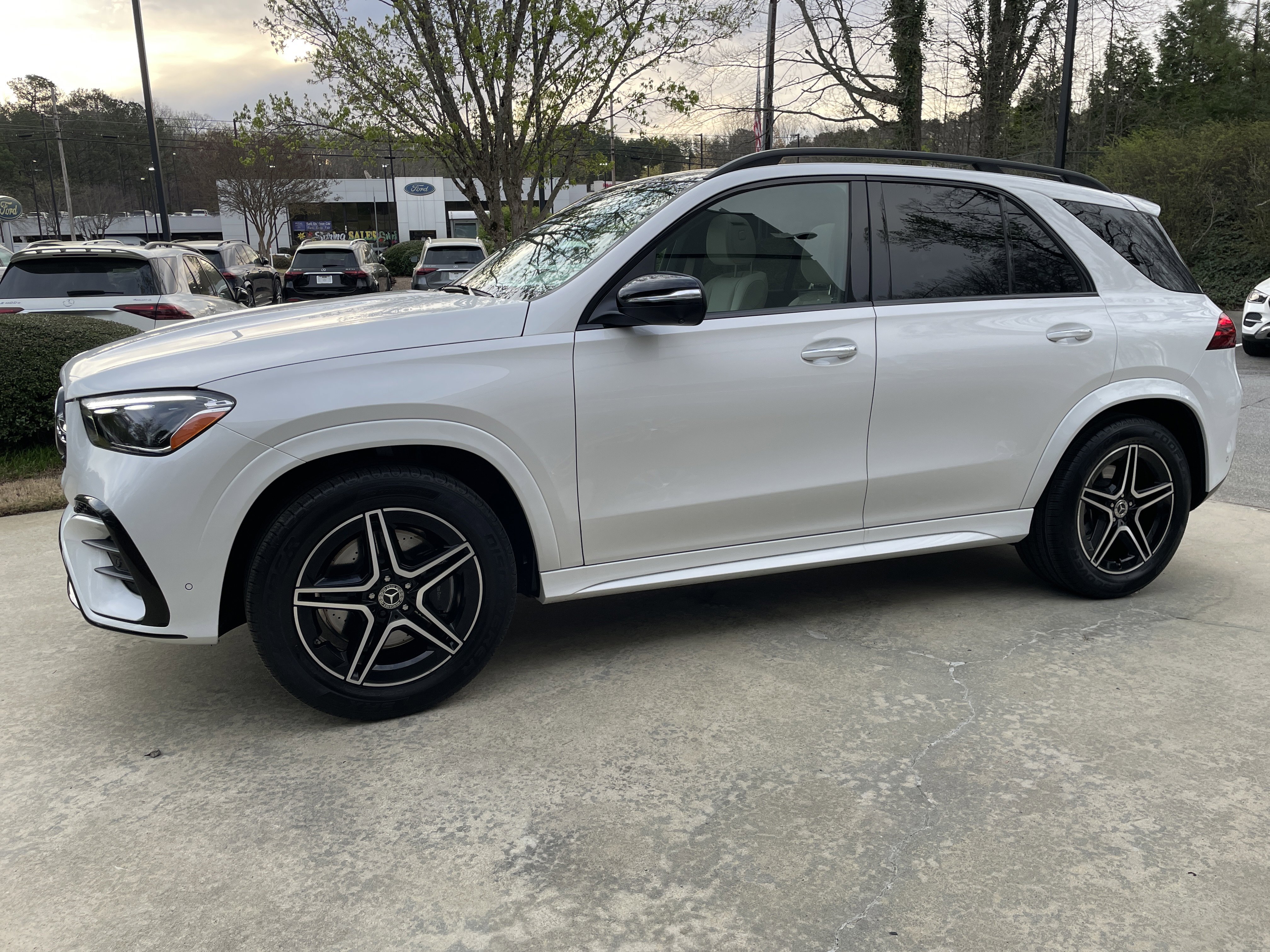 Certified 2025 Mercedes-Benz GLE 450 4MATIC image 13