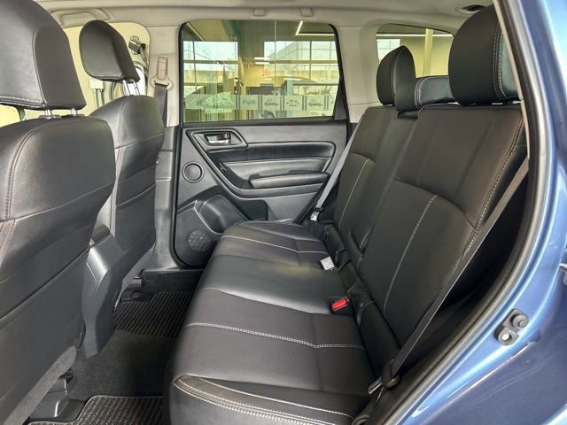 Used 2018 Subaru Forester Touring AWD/4WD image 28