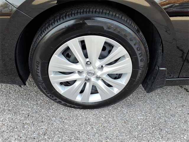 Certified 2024 Nissan Sentra S image 21