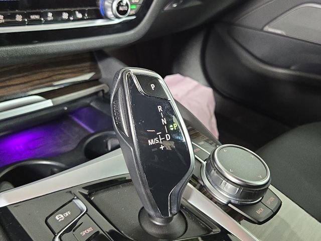 Used 2023 BMW 530e xDrive AWD/4WD image 20