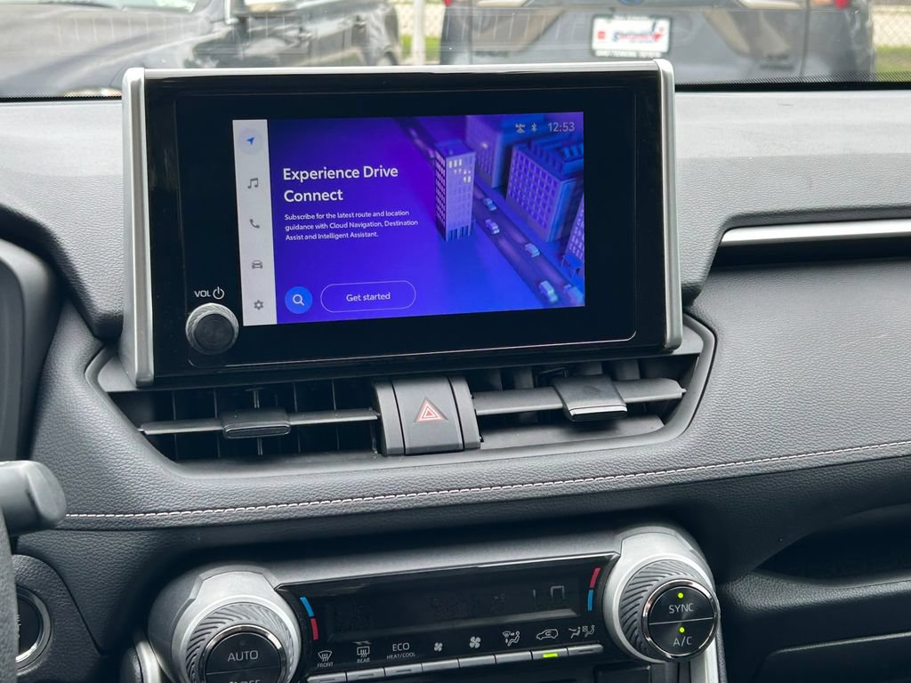 Used 2025 Toyota RAV4 XLE FWD image 19