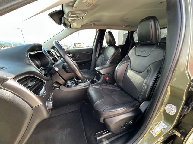 Used 2019 Jeep Cherokee Limited image 32