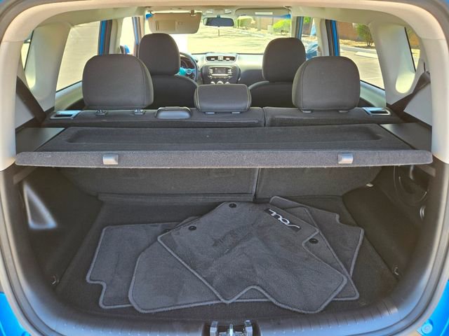 Used 2016 Kia Soul + w/ Designer's Package FWD image 18