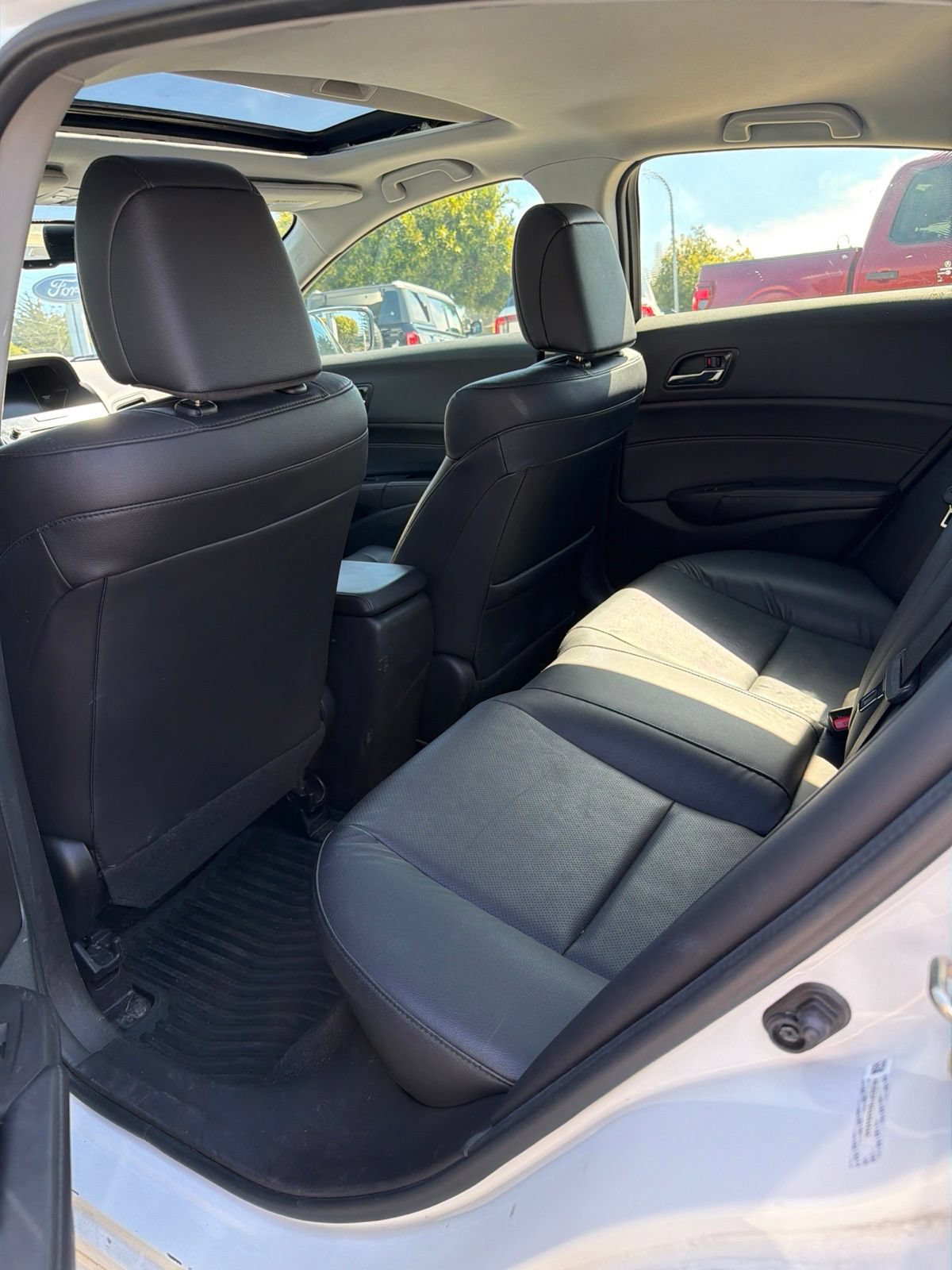 Used 2017 Acura ILX FWD image 13
