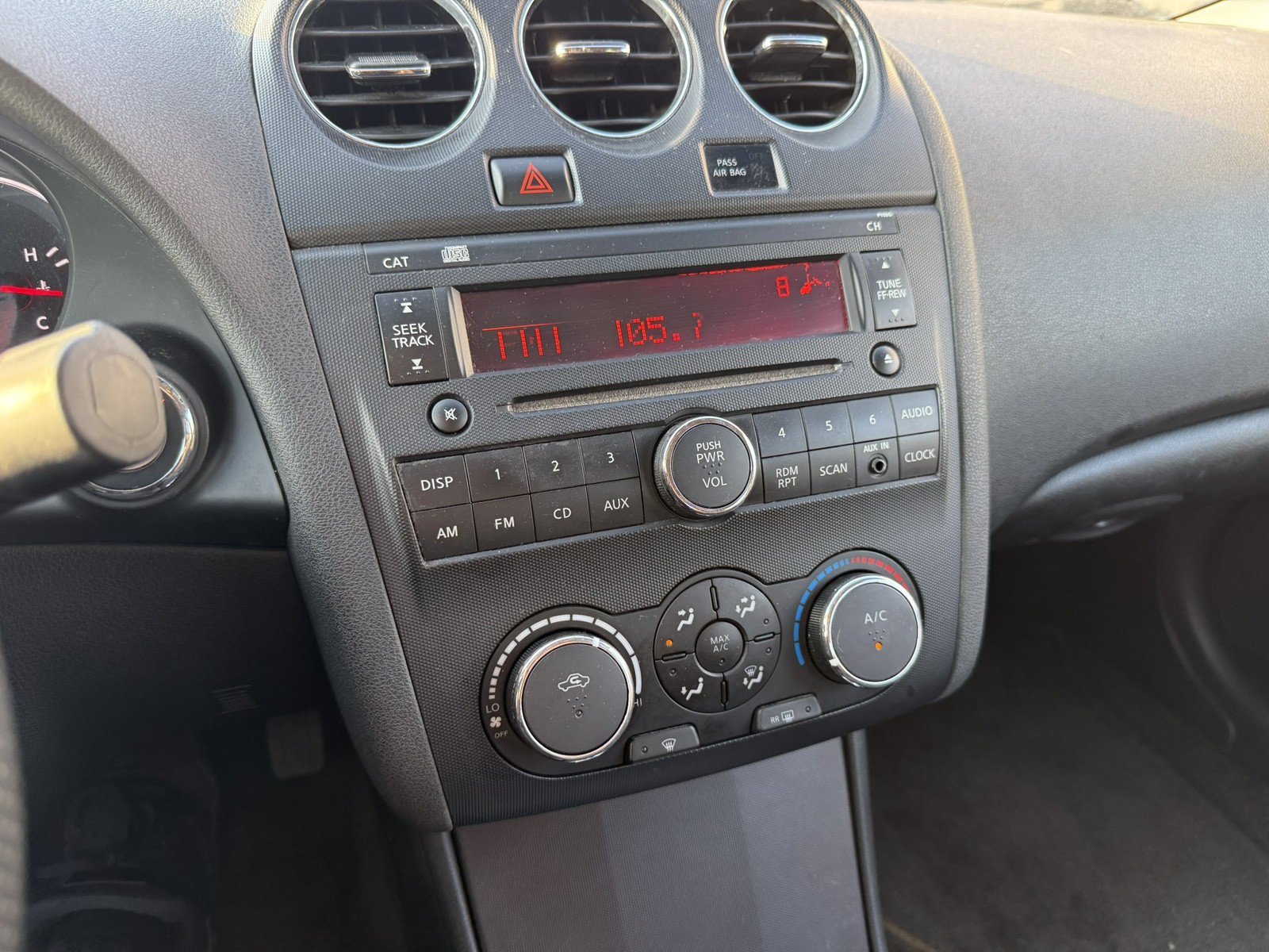 Used 2012 Nissan Altima 2.5 S FWD image 19