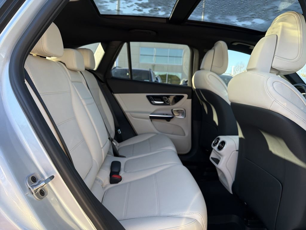 New 2026 Mercedes-Benz GLC 300 4MATIC image 17