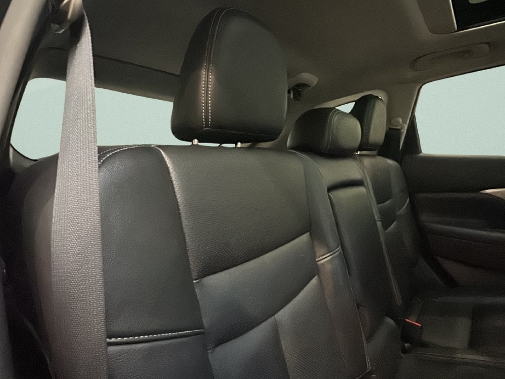 Used 2015 Nissan Murano SL w/ SL Technology Package AWD/4WD image 18