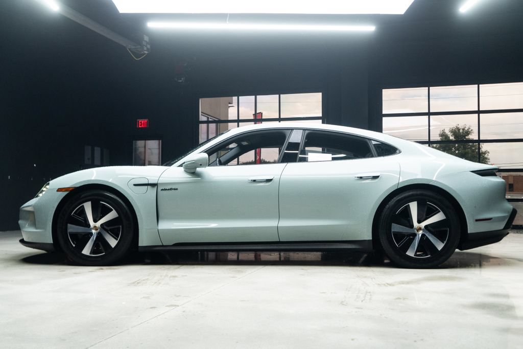 Used 2025 Porsche Taycan RWD image 17
