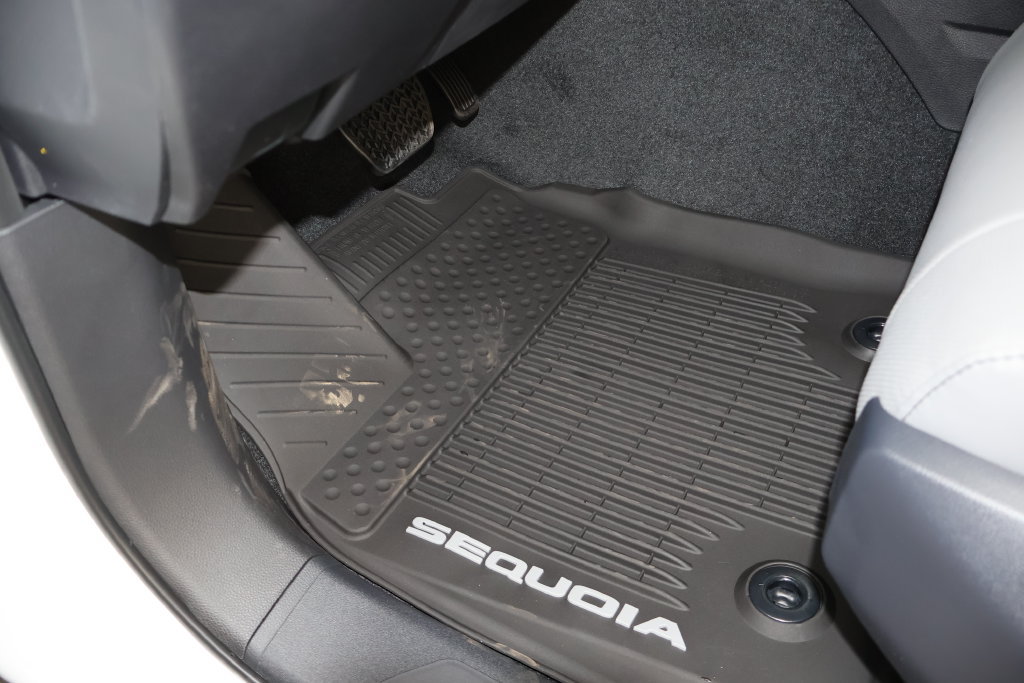 New 2026 Toyota Sequoia Limited AWD/4WD image 24