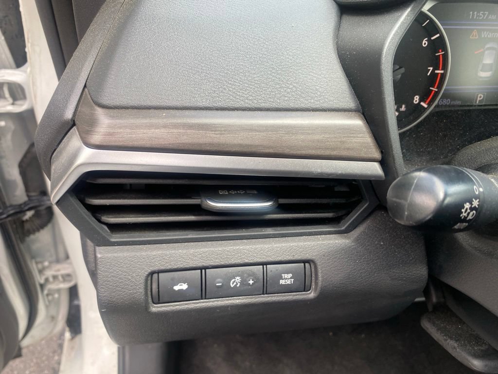 Certified 2025 Nissan Altima 2.5 SV FWD image 18