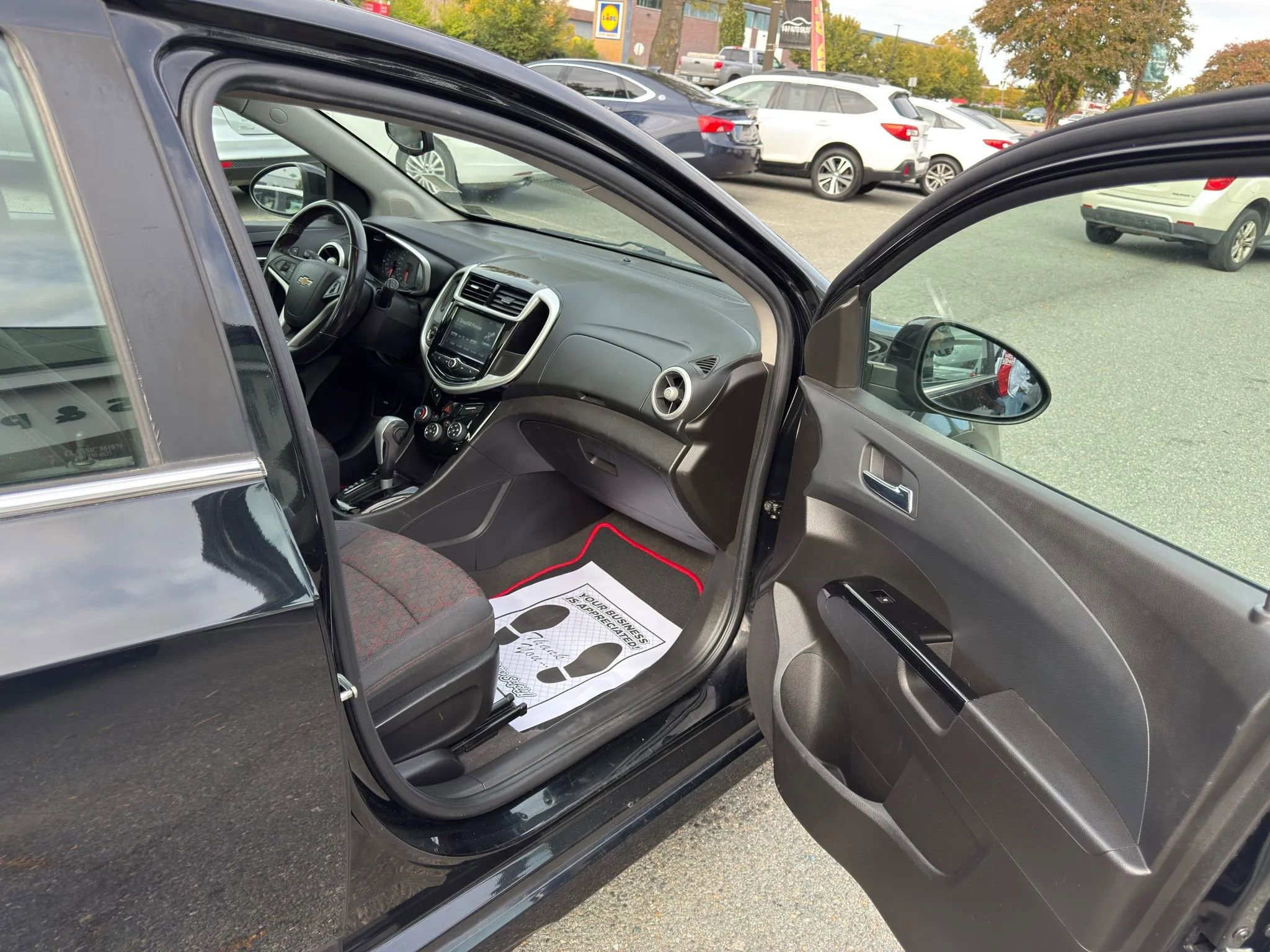 Used 2017 Chevrolet Sonic LT w/ Fun and Sun Package image 8