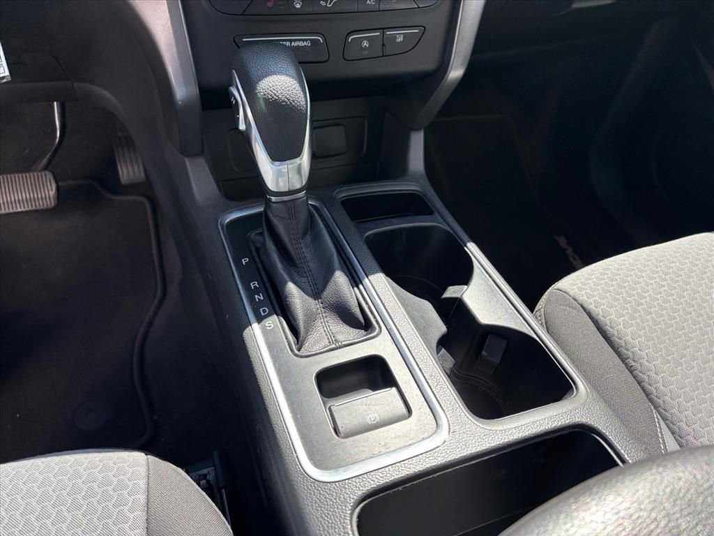 Used 2018 Ford Escape SE image 19
