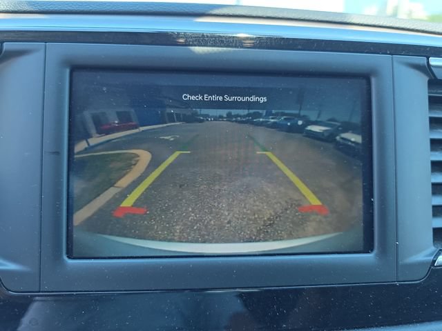 Used 2023 Chrysler Voyager LX FWD image 25