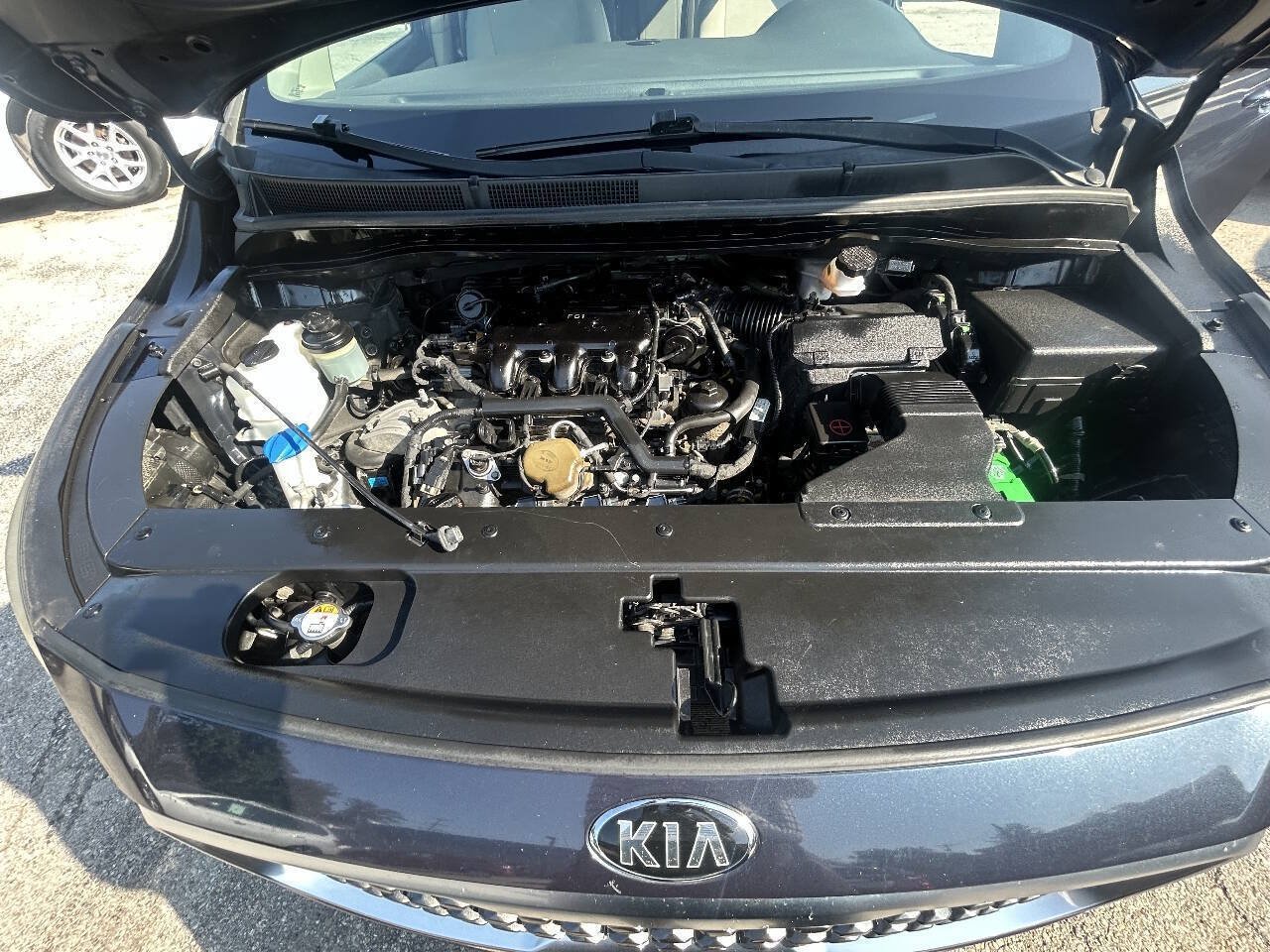 Used 2015 Kia Sedona LX FWD image 16