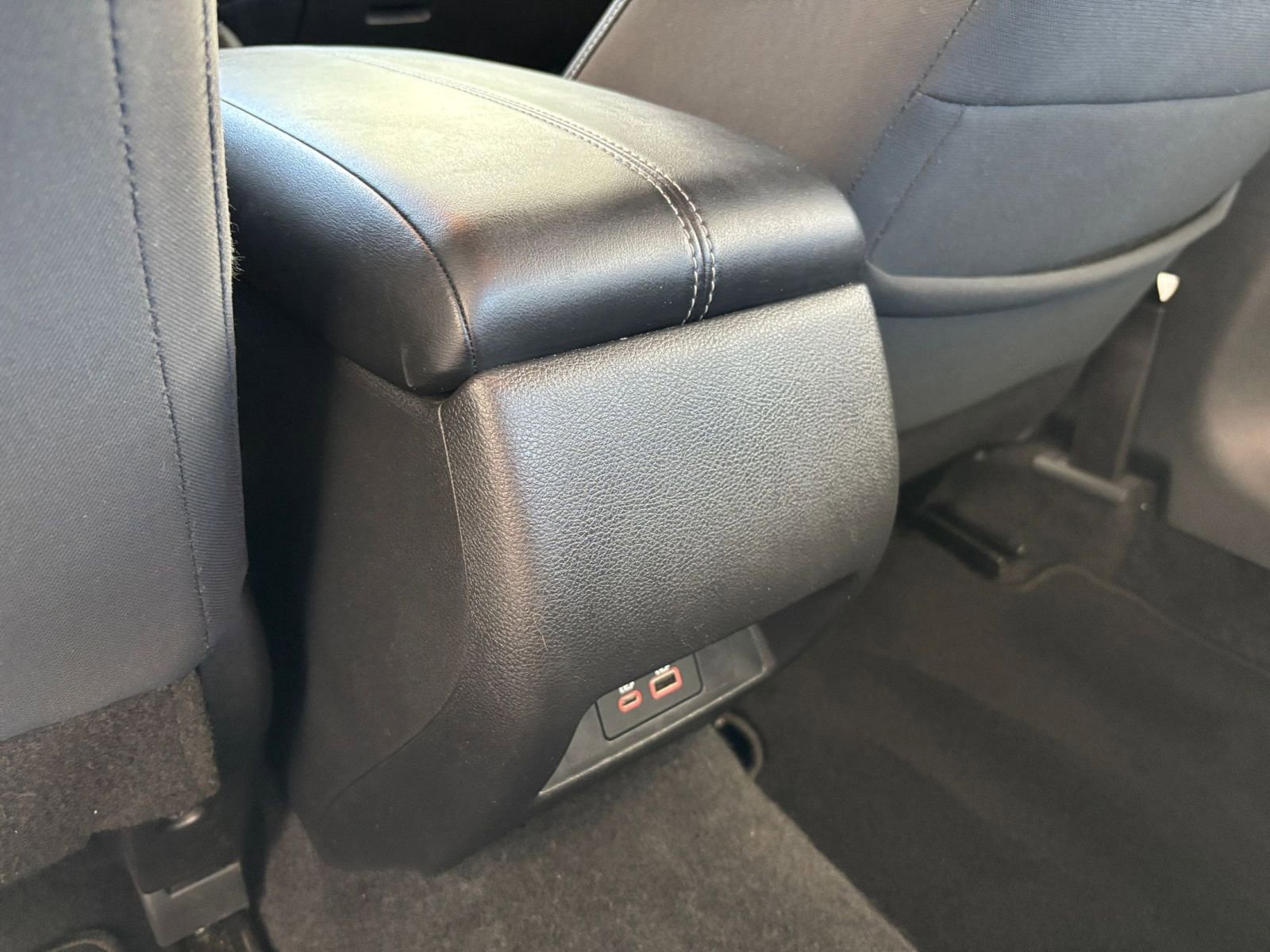 Used 2025 Nissan Altima 2.5 SV image 23