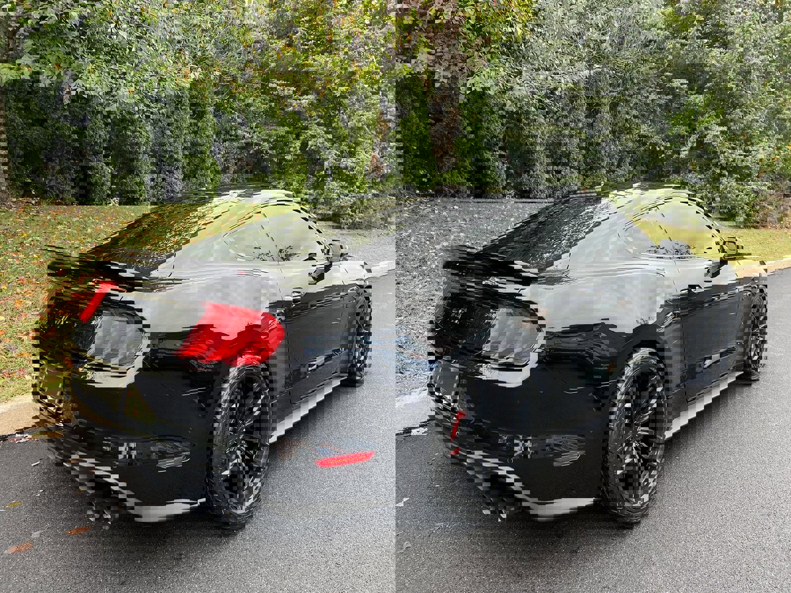 Used 2019 Ford Mustang GT Premium w/ Enhanced Security Package image 51