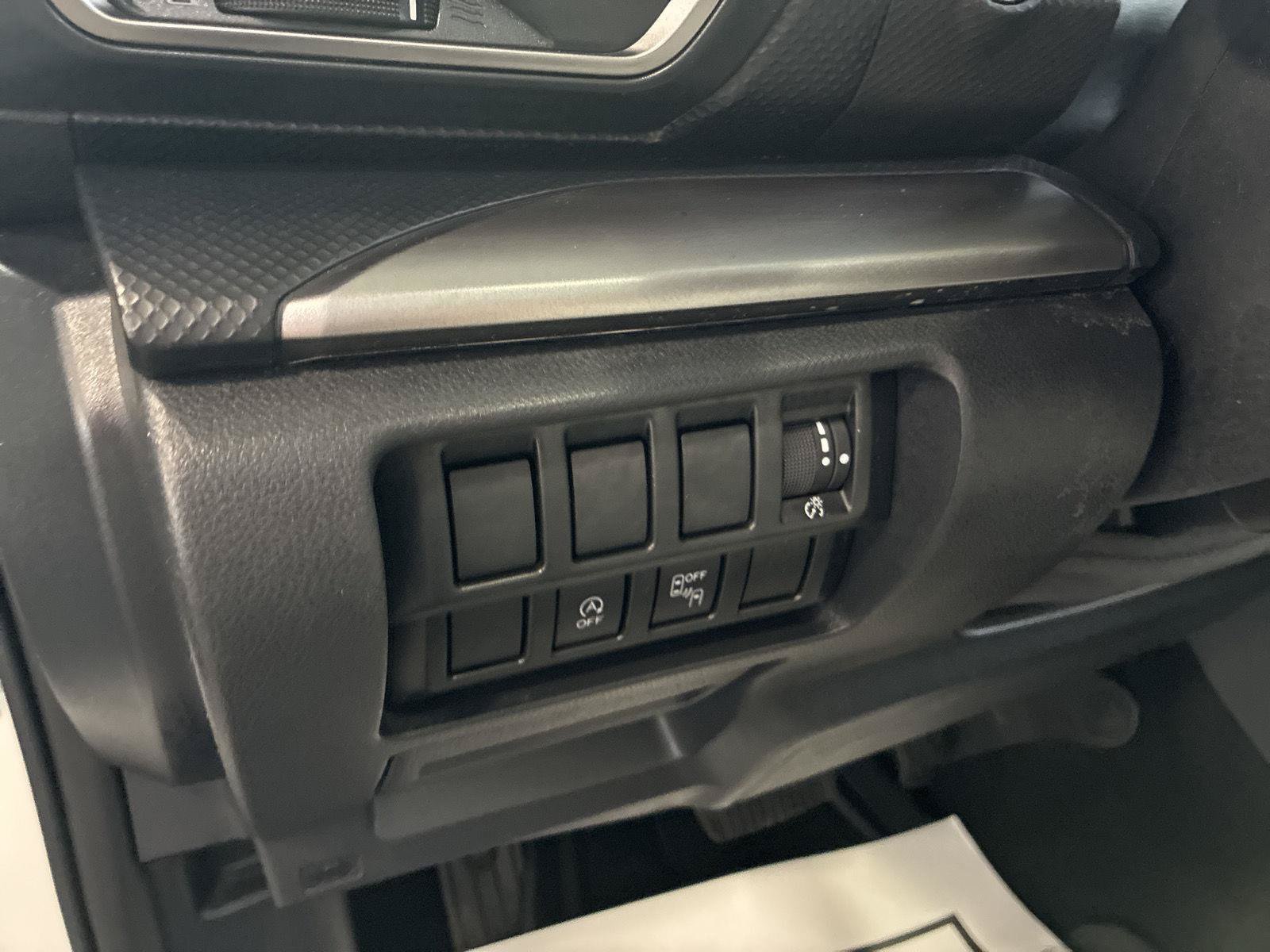 Used 2019 Subaru Forester Premium AWD/4WD image 19