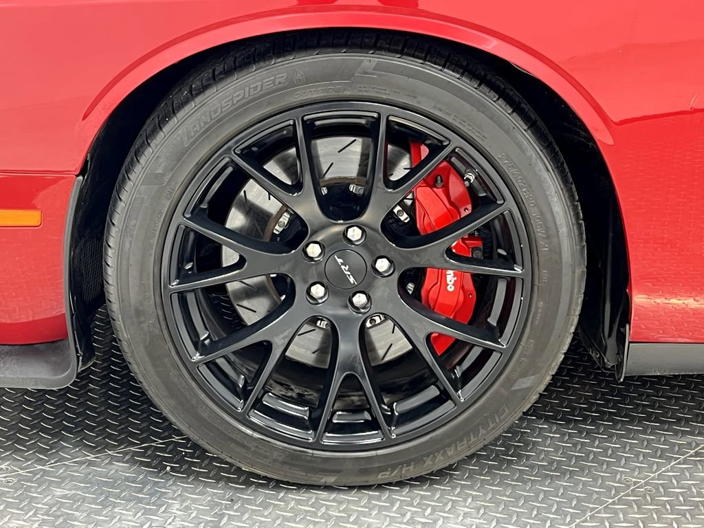 Used 2016 Dodge Challenger SRT Hellcat image 35