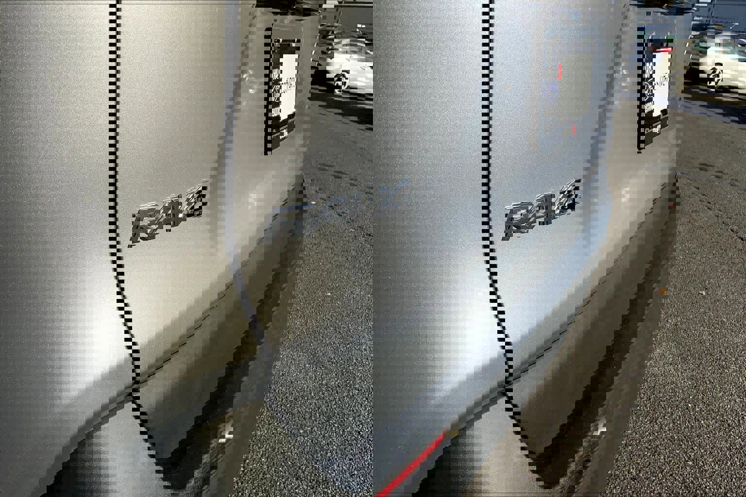 Used 2023 Toyota RAV4 XLE image 30