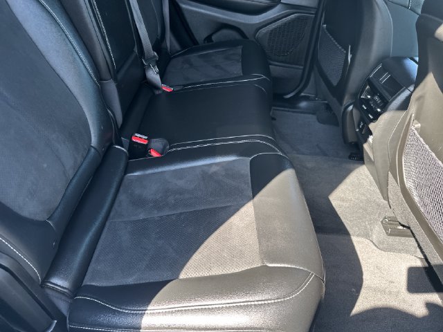 Used 2024 Jeep Grand Cherokee Altitude AWD/4WD image 27