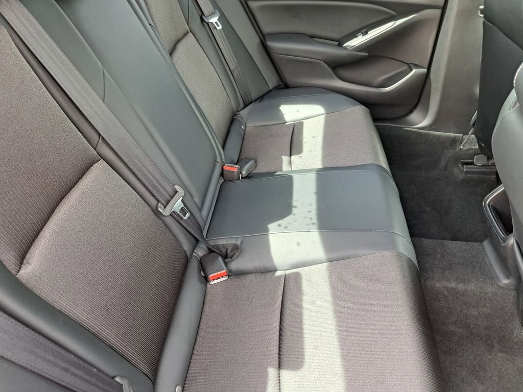 Used 2018 Honda Accord Sport image 21