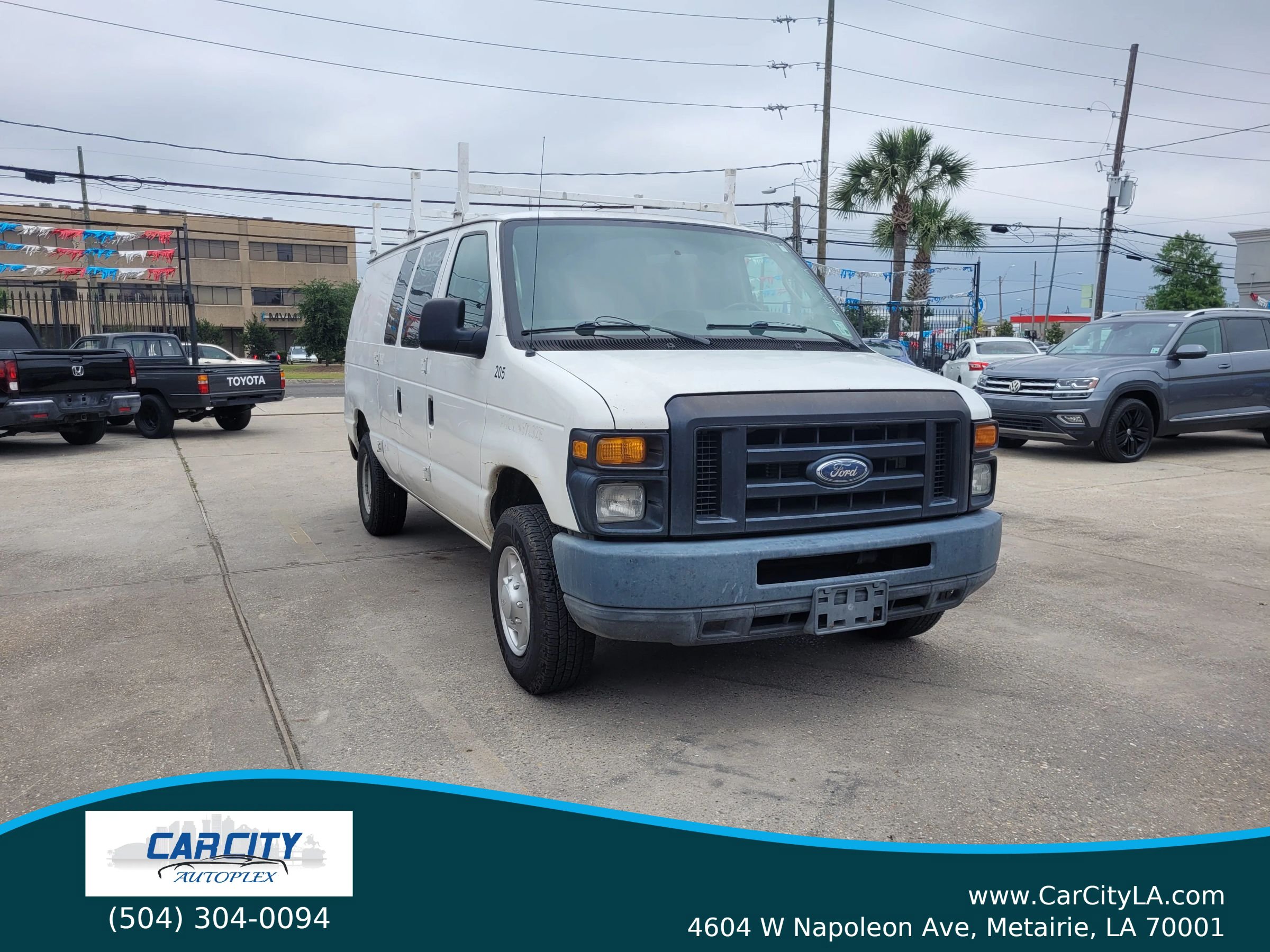 Used 2011 Ford E-250 and Econoline 250 w/ Commercial Cargo Van Pkg RWD image 1