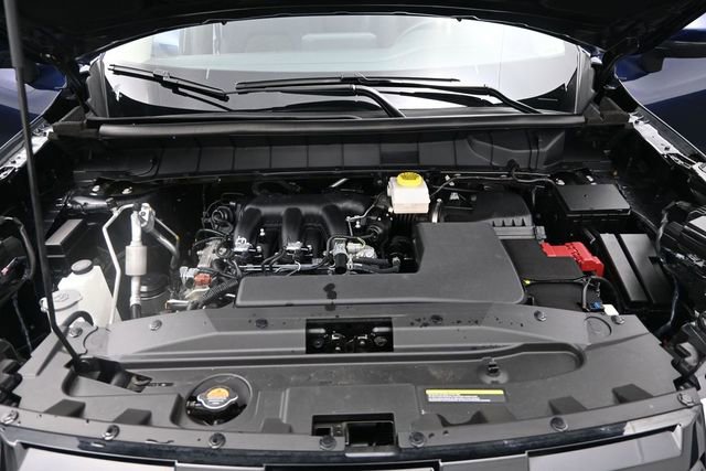 Used 2025 Nissan Pathfinder SV FWD image 26