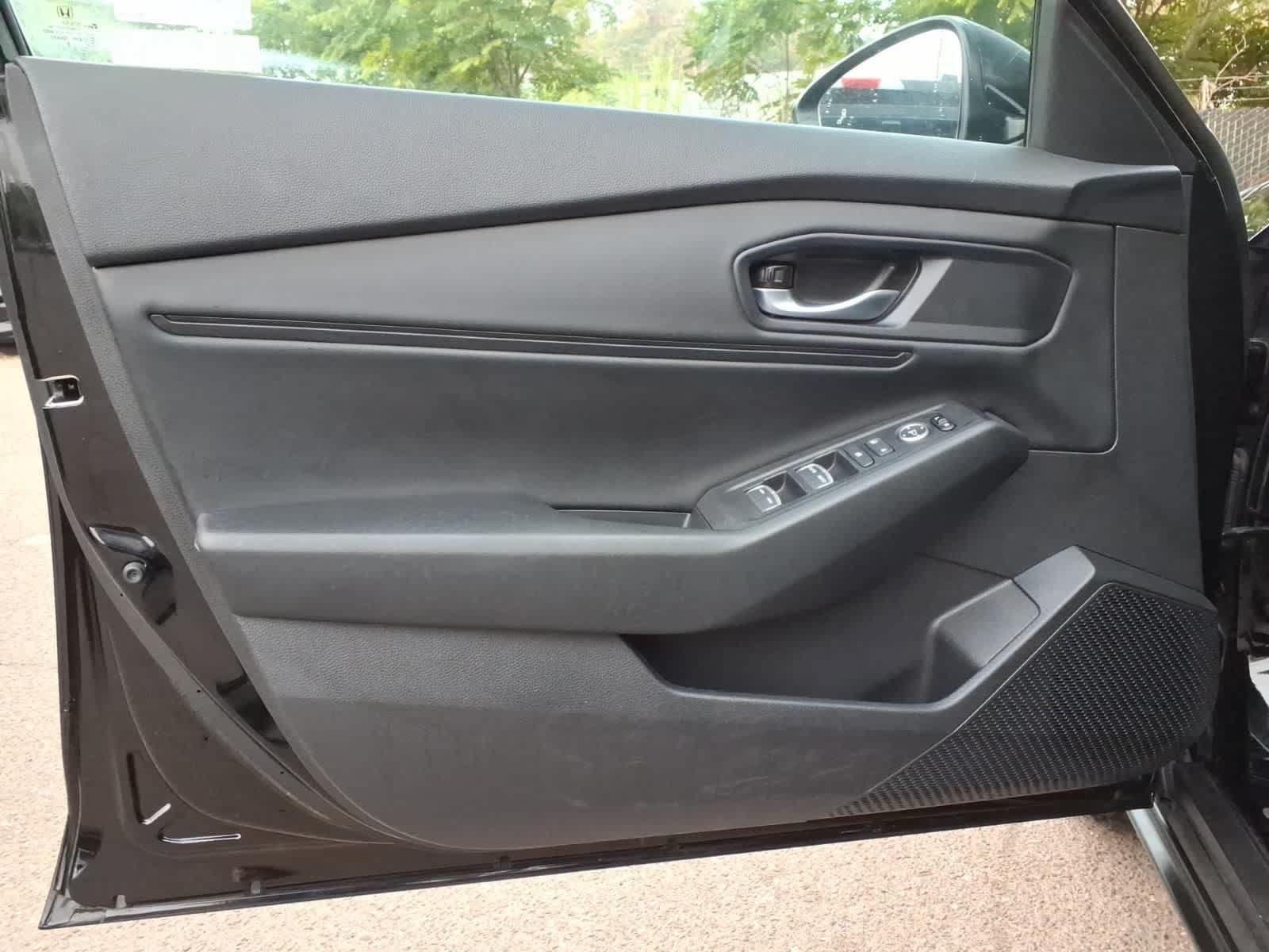 Used 2024 Honda Accord EX image 12