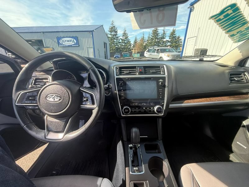 Used 2018 Subaru Outback 2.5i Limited AWD/4WD image 25