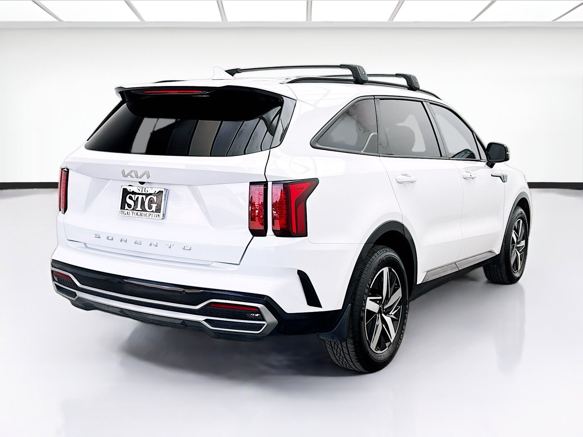 Used 2022 Kia Sorento S FWD image 4