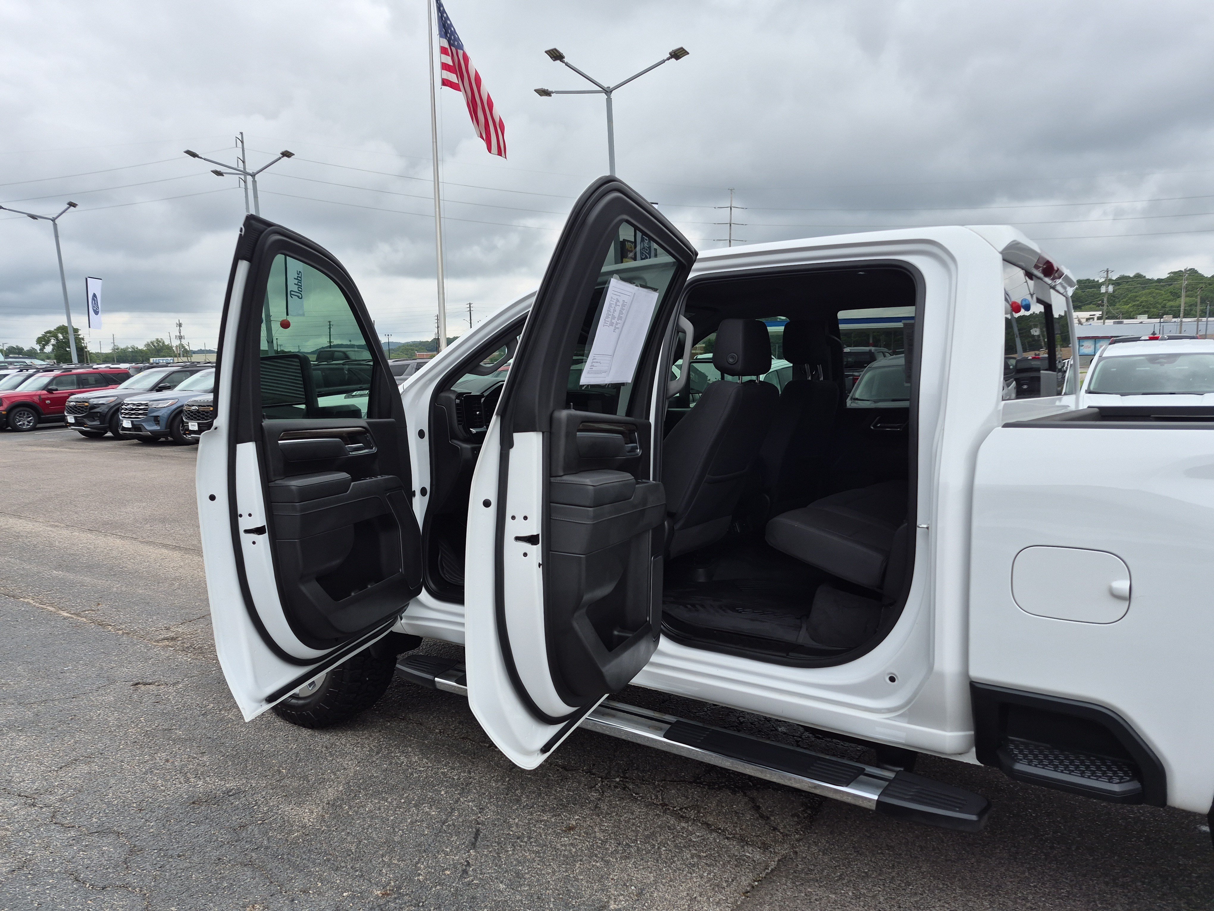 Used 2026 Chevrolet Silverado 2500 LT w/ All Star Edition AWD/4WD image 17