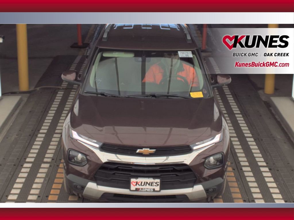 Used 2023 Chevrolet TrailBlazer LT image 3