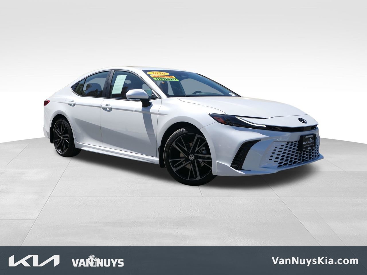 Used 2026 Toyota Camry XSE FWD image 1