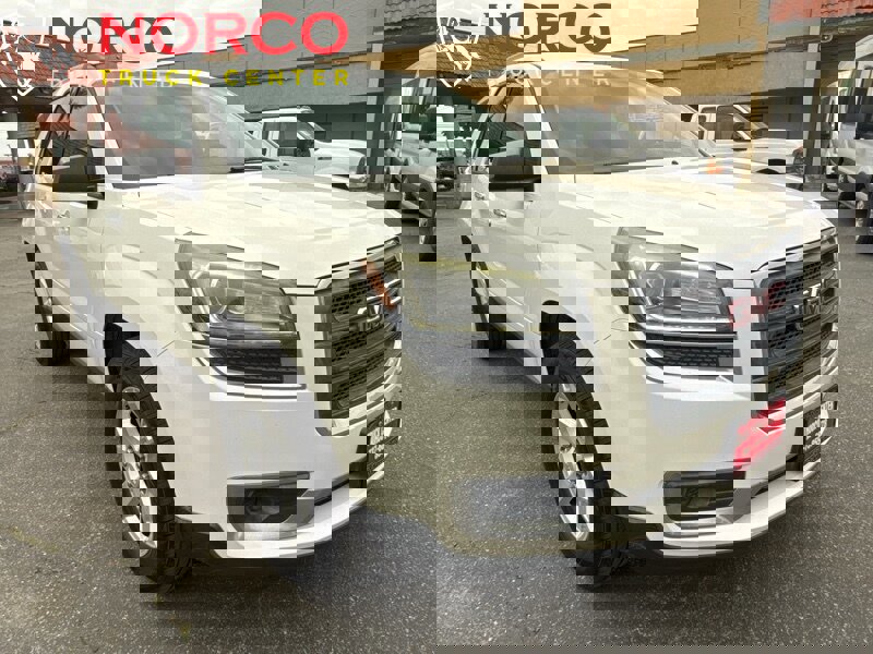 Used 2015 GMC Acadia SLE image 2