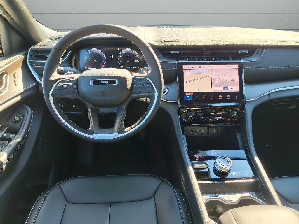 New 2025 Jeep Grand Cherokee Limited w/ Trailer Tow Package image 26