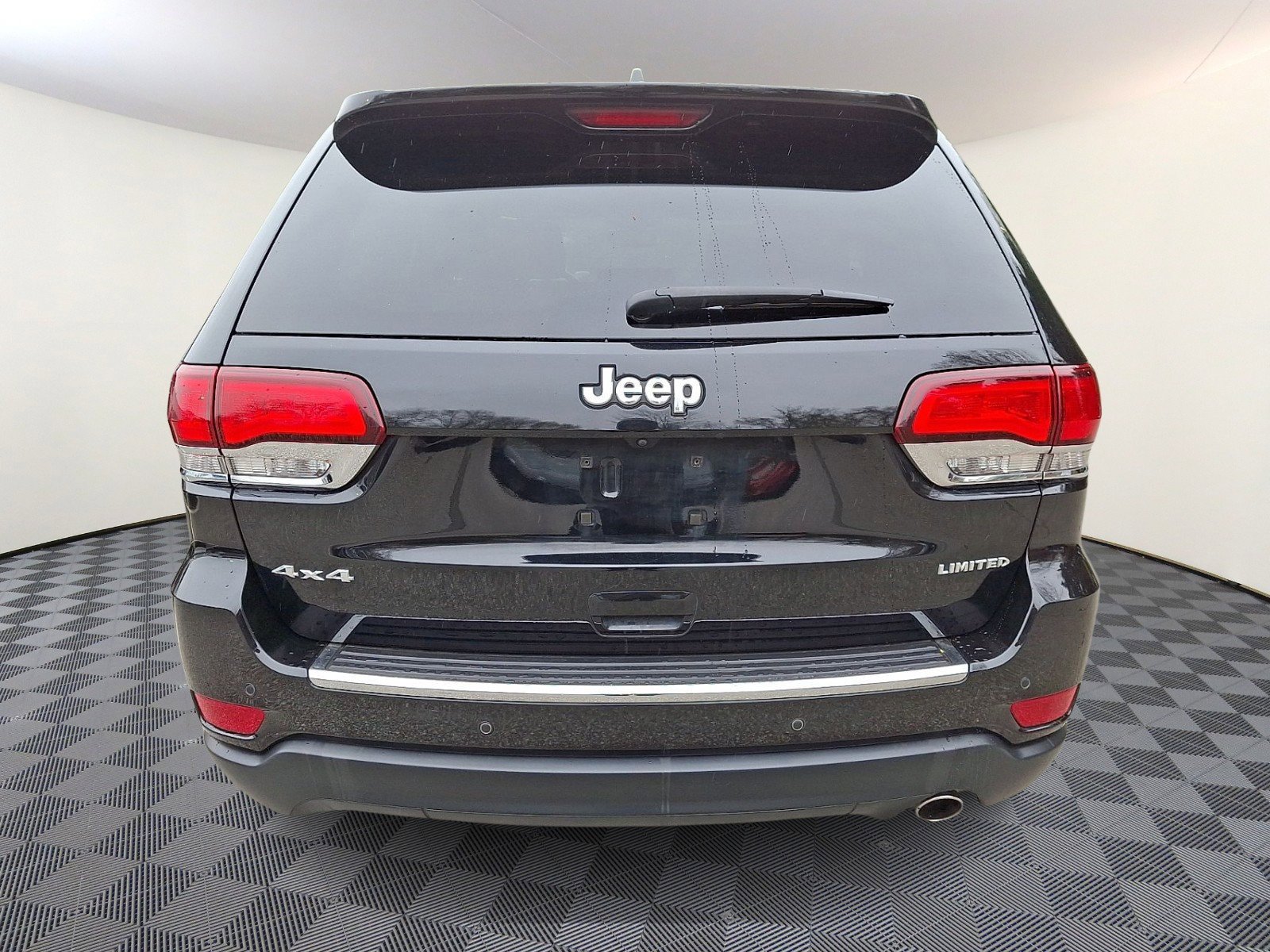 Used 2021 Jeep Grand Cherokee Limited AWD/4WD image 5