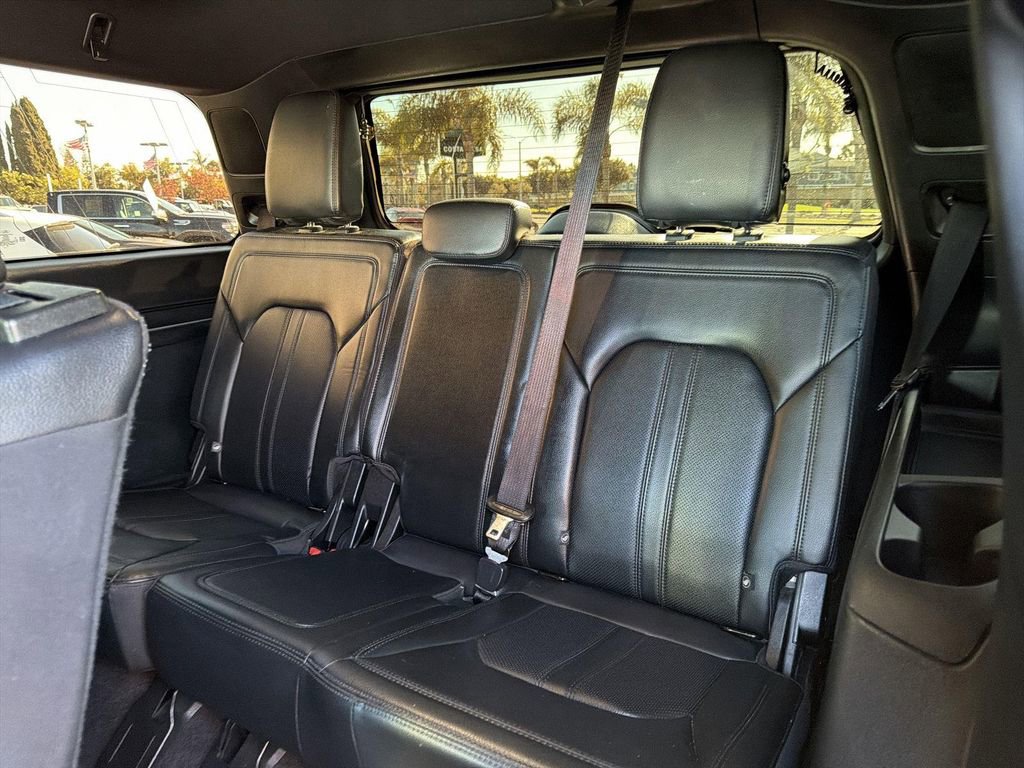 Used 2021 Ford Expedition Limited image 26