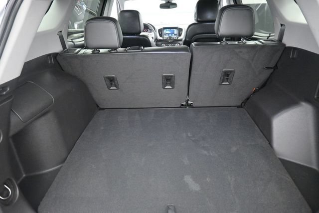 Used 2023 GMC Terrain SLT FWD image 26