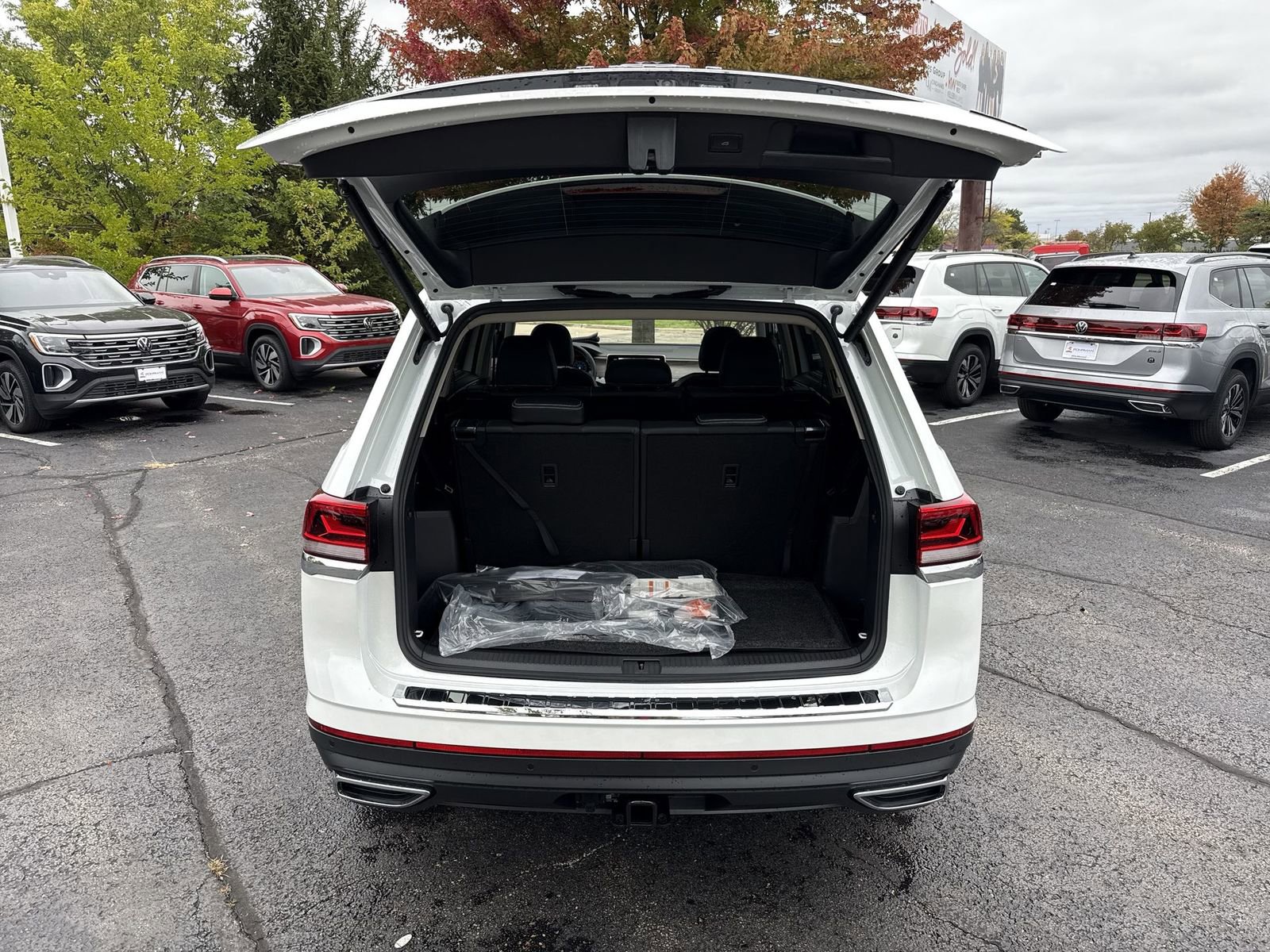 New 2026 Volkswagen Atlas SEL AWD/4WD image 26
