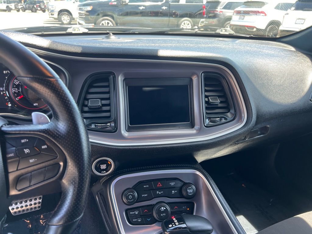 Used 2022 Dodge Challenger R/T w/ Blacktop Package RWD image 19