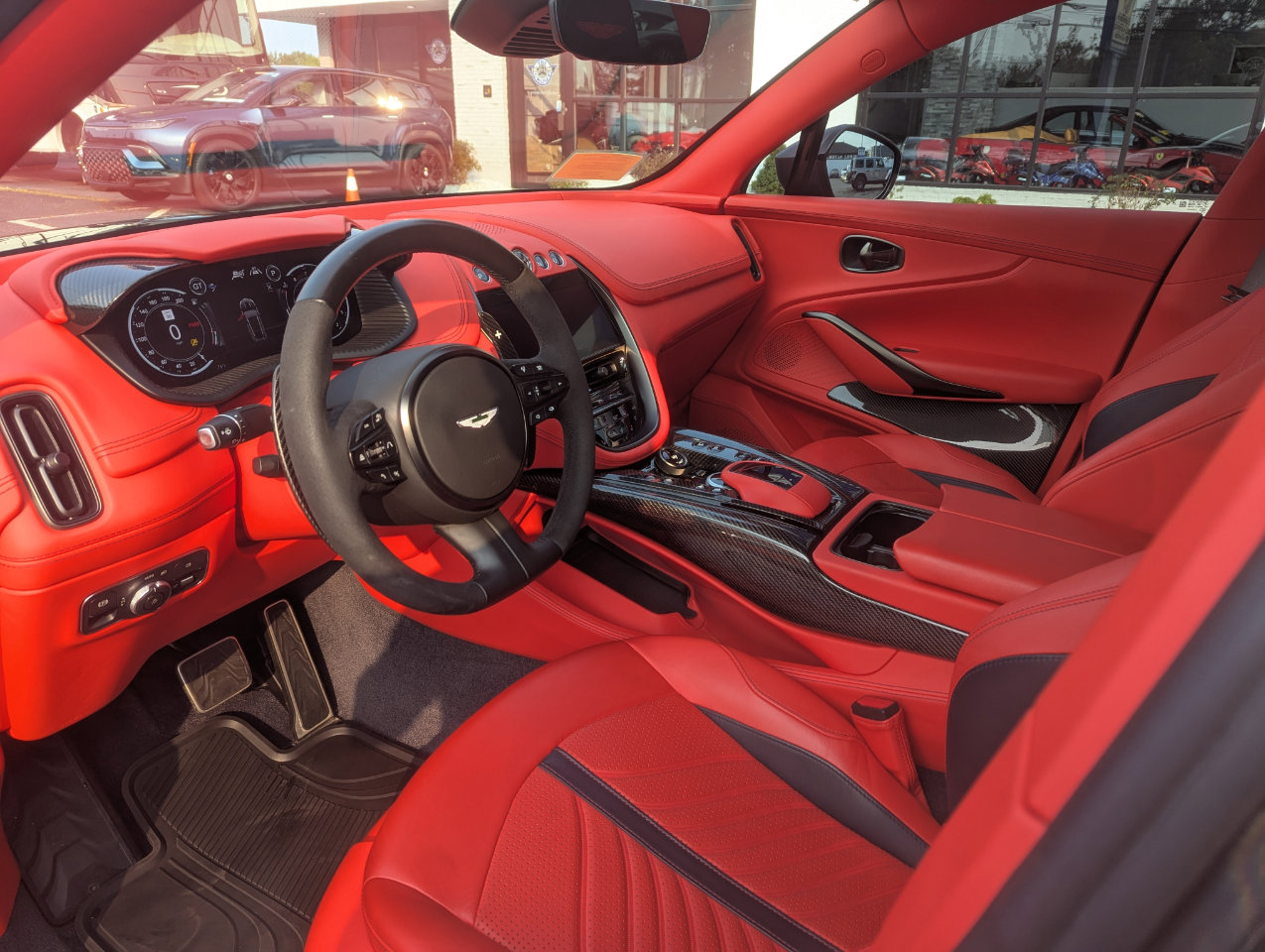 Used 2023 Aston Martin DBX 707 image 16