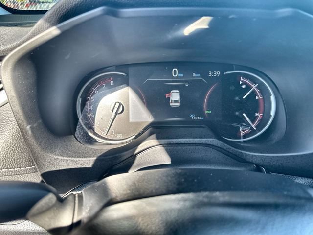 Used 2023 Toyota RAV4 XLE image 24