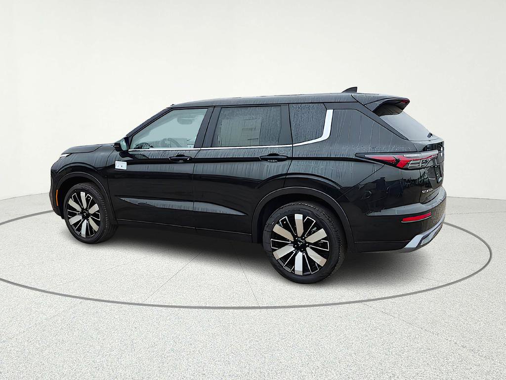 New 2026 Mitsubishi Outlander SE FWD image 4