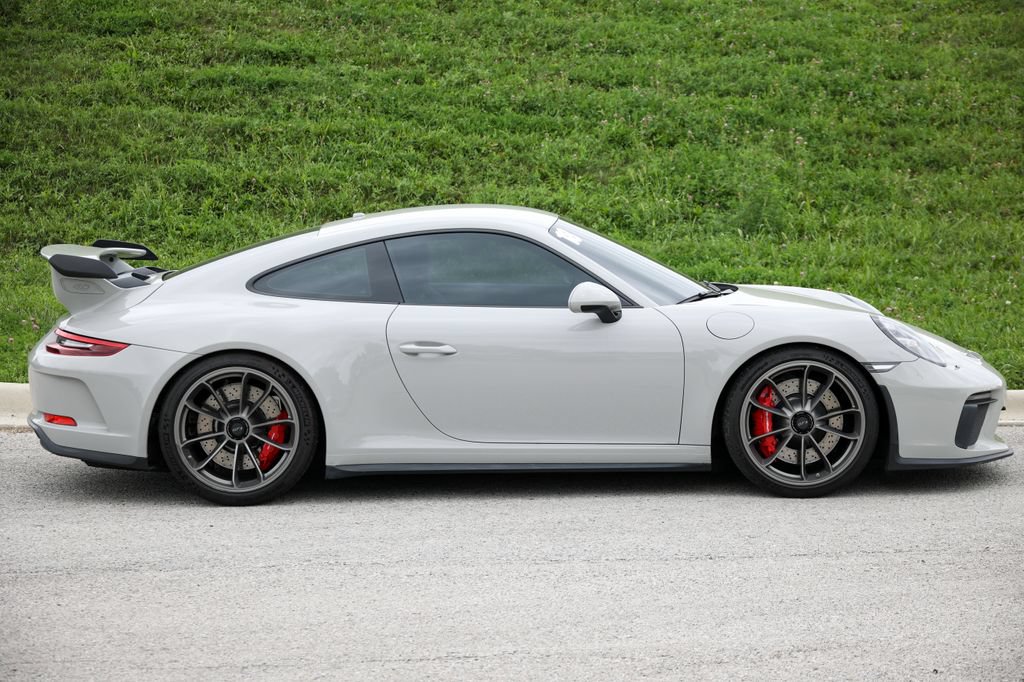 Certified 2018 Porsche 911 GT3 RWD image 12