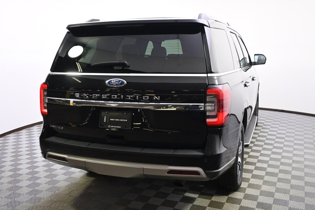 Used 2023 Ford Expedition Limited image 6