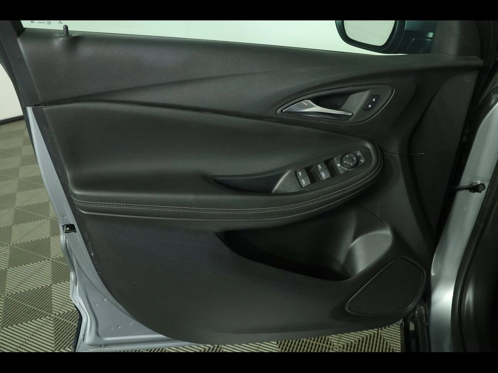 Used 2024 Buick Encore GX Sport Touring image 20